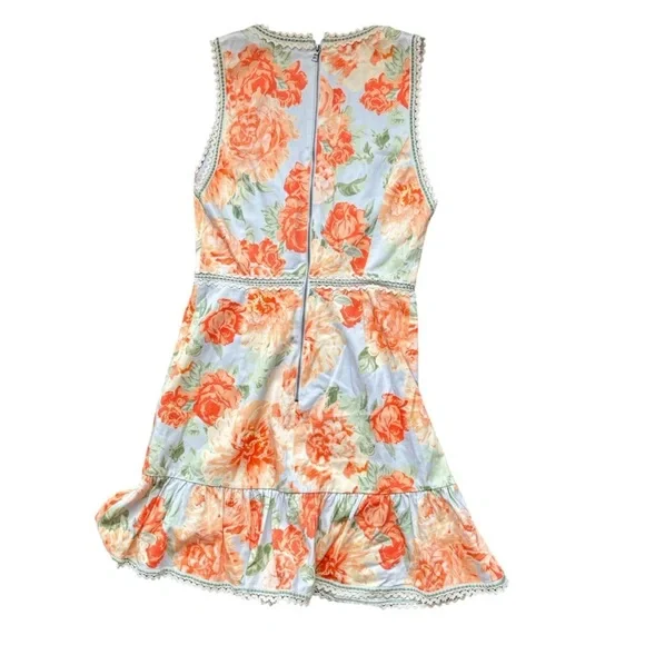 NWT Alice & Oliva V Neck Floral Sleeveless  Dress Size 4 - Picture 4 of 8